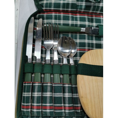 435 - Cased Gelert 4 person tartan picnic hamper complete with serviettes, plates wine glasses and cutlery... 