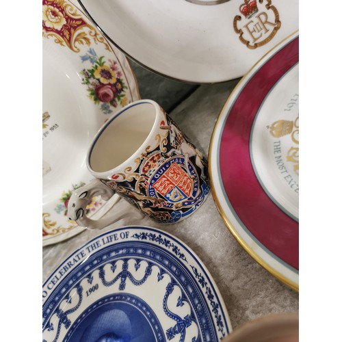 446 - Large quantity of royal memorabilia inc commemorative plates, beakers,  peace mugs from the end of W... 