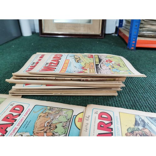 146 - Very large collection of vintage The Wizzard comics dated from 1971 through to 1978 all different ov... 