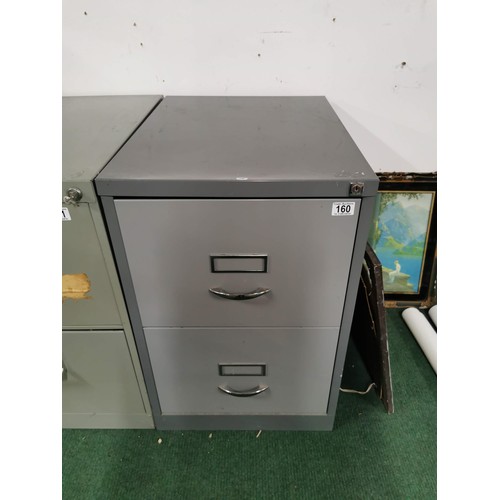 160 - Two drawer metal filing cabinet, in good order with divisional dividers inside height 72cm, width 47... 