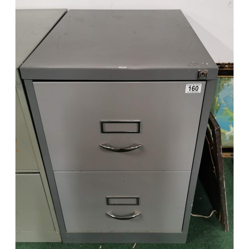 160 - Two drawer metal filing cabinet, in good order with divisional dividers inside height 72cm, width 47... 