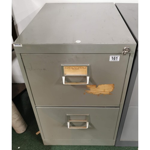 161 - Two drawer metal filing cabinet, in good order complete with key, has divisional dividers inside hei... 