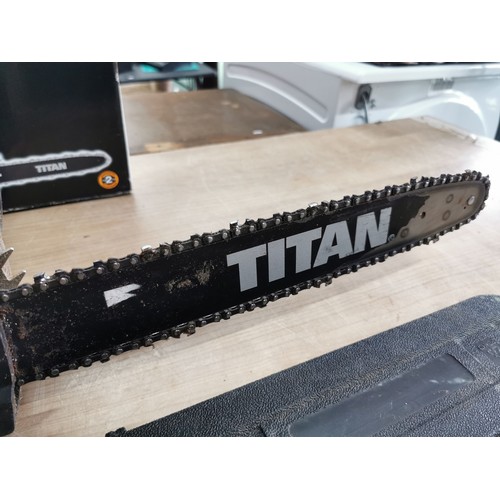 9 - Titan 2000w electric chainsaw in working order