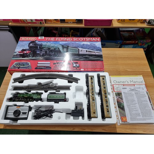 192 - A boxed Hornby R1152 The Flying Scotsman OO gauge train set in hardly used condition, very clean Mos... 