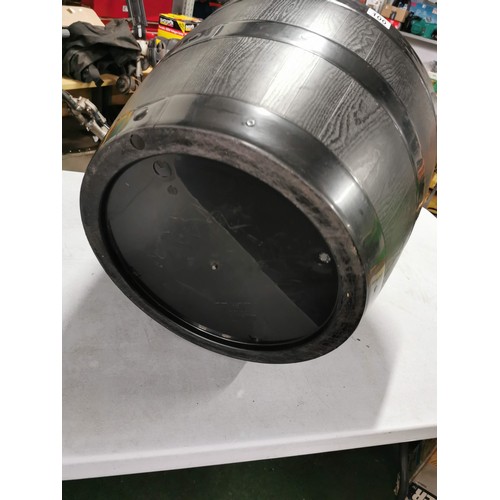 100 - Large plastic planter tub in very good order height 37cm diameter 50cm