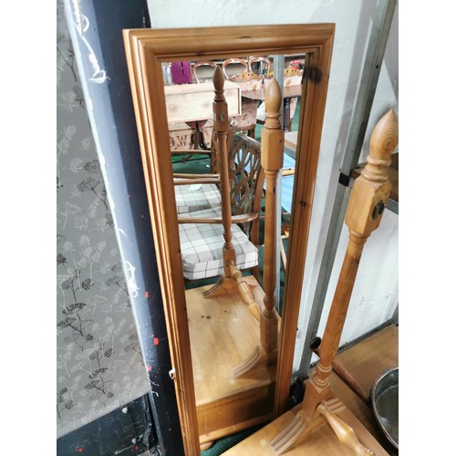 424 - Pine cheval mirror in need of re-bolting