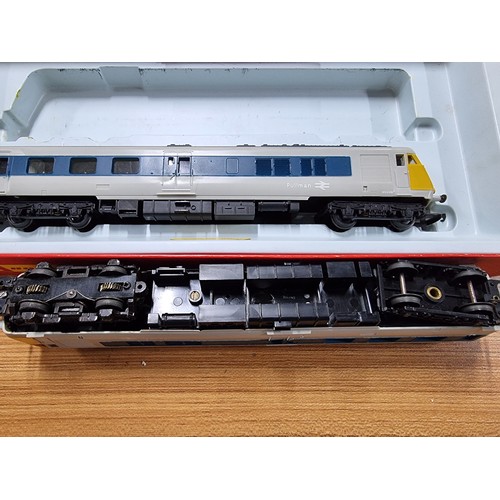 197 - A boxed vintage tri-ang Hornby pullman train in excellent looked after condition.