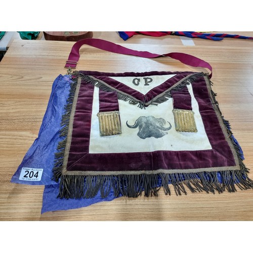 204 - A vintage R.A.O.B (Royal Antediluvian Order Of Buffaloes) dress apron.