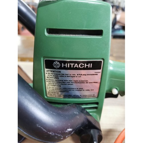 42 - Hitachi mains hedge trimmer working order model FH45,