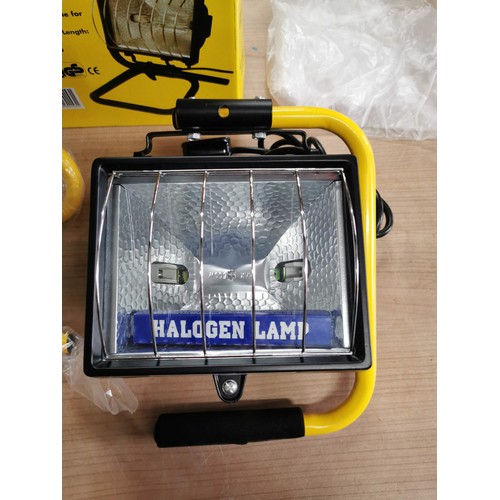 46 - New boxed Blackspur 500w portable flood workmans lamp