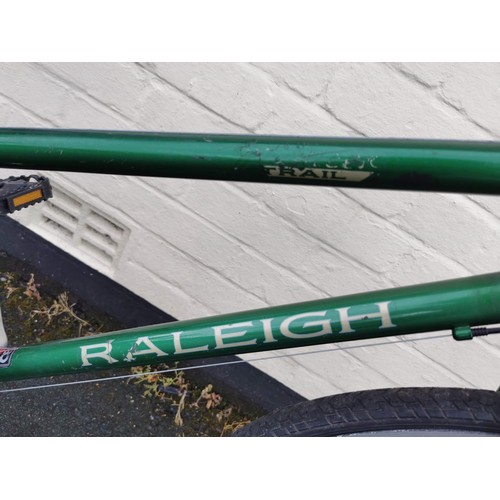 104 - Raleigh ladies road bike in good order 21 speed 22in frame needs tyres infalting