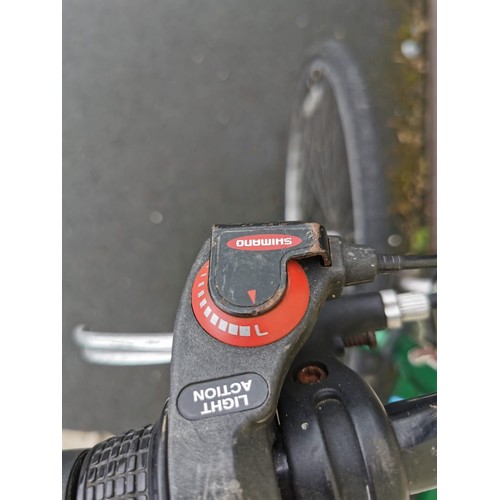 104 - Raleigh ladies road bike in good order 21 speed 22in frame needs tyres infalting