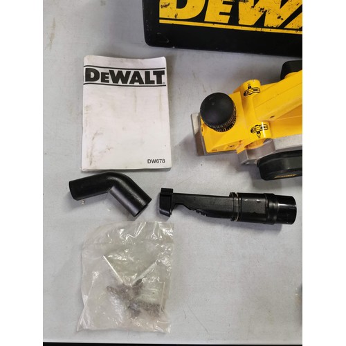 111 - Metal cased 110v DeWalt electrical planner complete with accessories