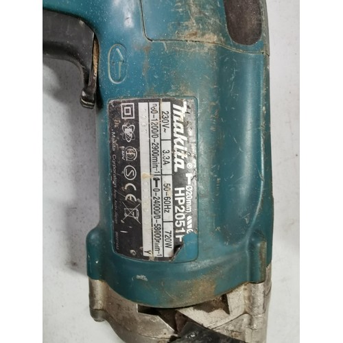112 - Boxed Makita hammer drill HP2051F in working order
