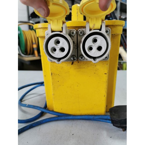 115 - 110v transformer model A006972 in good working order