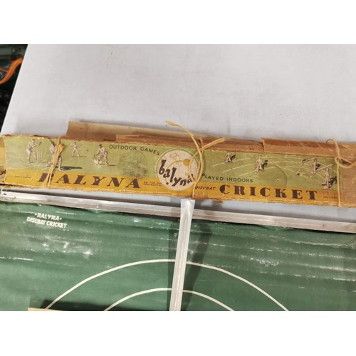 89 - Vintage boxed Balyna cricket set from 1950's  complete with cricket players, wickets, score card, on... 