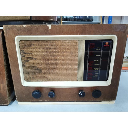 91 - Collection of vintage radios inc Pye, Ferguson and Regentone, all in need of attention and untested