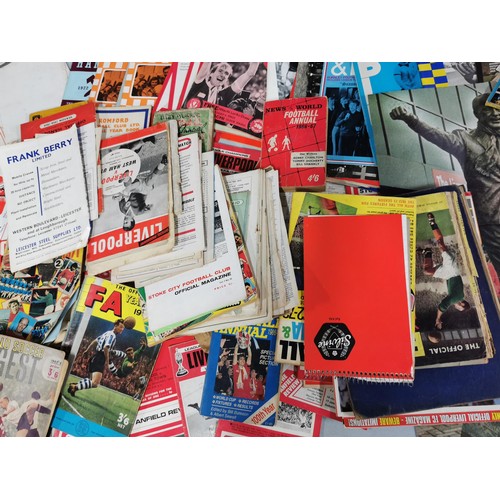 100 - Large quantity of vintage football related ephemera inc a large collection of official programmes fr... 