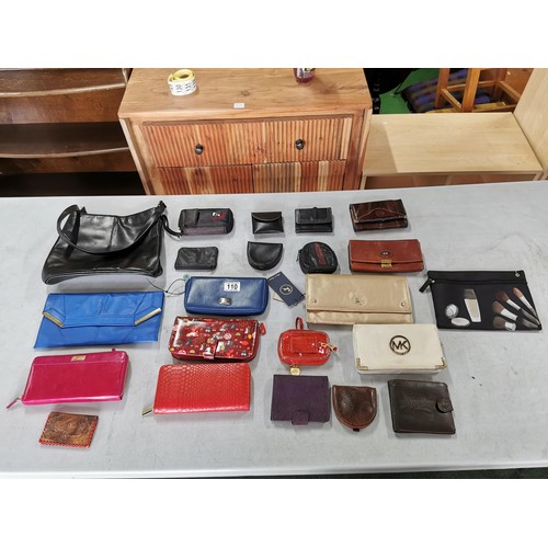 110 - Collection of 21x purses of various sizes and brands inc Ashwood leather, Club, New Look etc all in ... 