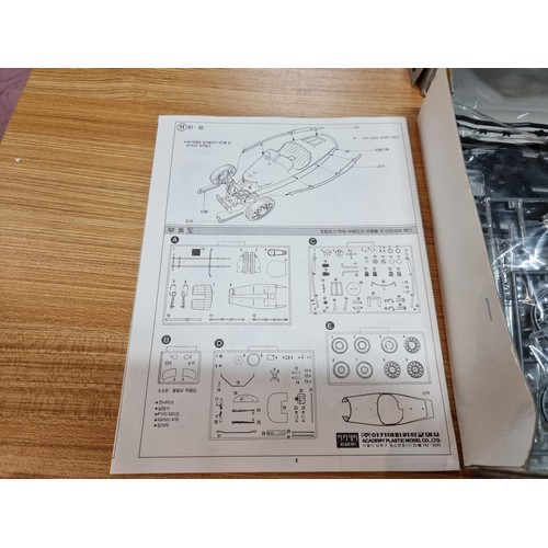 11 - A vintage boxed 1935 Morgan sports 3 wheeler car kit by academy mini craft model kits, all complete ... 