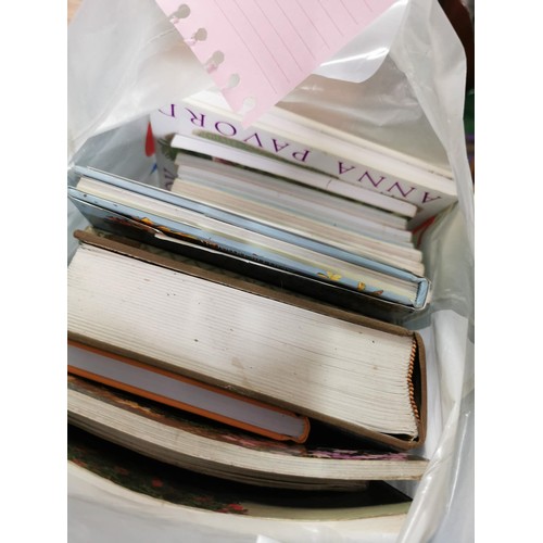 126 - Very large collection of 8x bags of books inc needle work, embroidery, craft, Cats etc all in good o... 