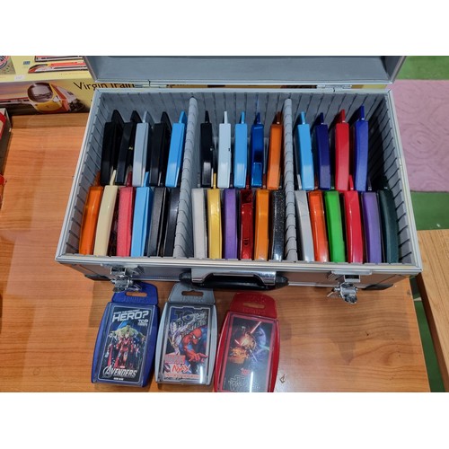 19 - A very large quantity of 35x various Top Trumps cards all fitted in a good quality metal case, mostl... 