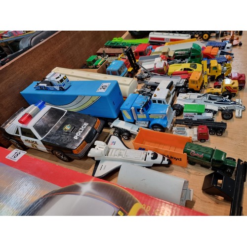 20 - A large quantity of various vintage diecast vehicles including cars and lorries, with good brand nam... 