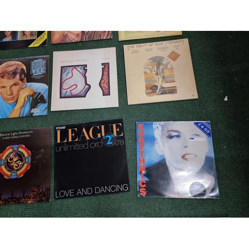 25 - A collection of 20 various vintage vinyl LP records to include some good bands and artists inc Blond... 