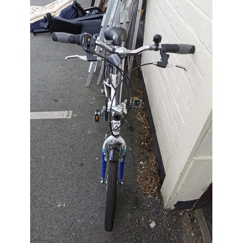 159 - Compass fold up road bike complete with lock and key, in good order 6 speed, folds flat for ease of ... 