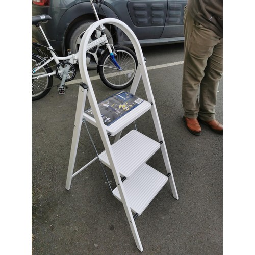 161 - White as new 3 step ladder in good overall condition height 68cm