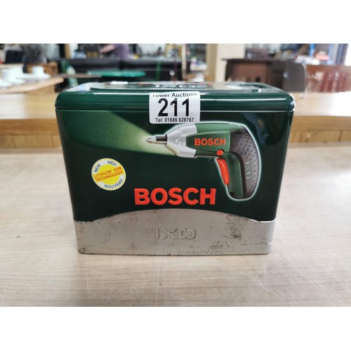 211 - Bosch electric screwdriver set comes with charger and accessories