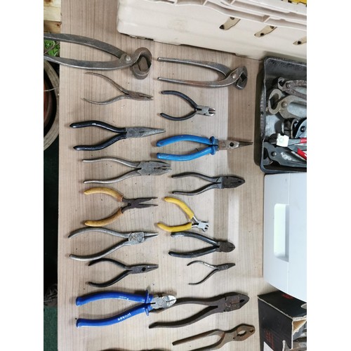 231 - Box containing a large quantity of pliers, chisels, metal cutters etc