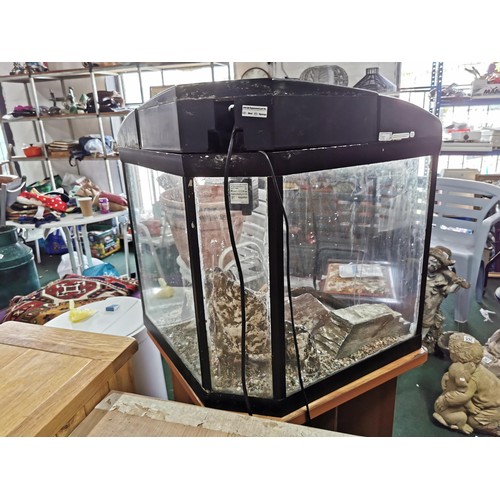 272 - Large corner Aqua One aquarium tank UFO-550, in good order complete with stand and alll accessories ... 