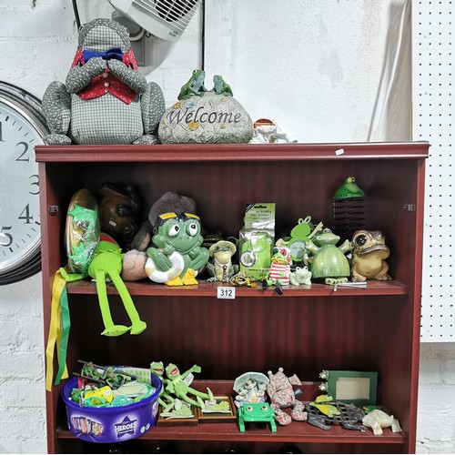 312 - Large quantity of frog related items inc soft toys, shower radio, picture frames, Kermit the frog so... 