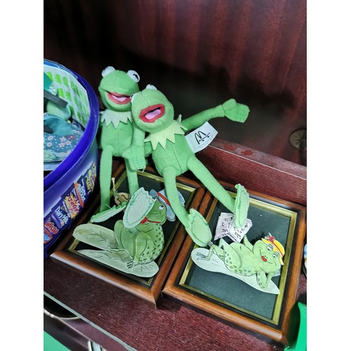 312 - Large quantity of frog related items inc soft toys, shower radio, picture frames, Kermit the frog so... 