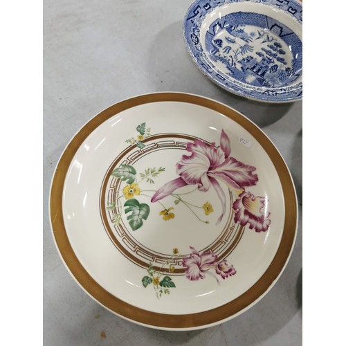 315 - Quantity of collectable china inc Royal Copenhagen denmark plate, Delf plate, willow pattern plates ... 