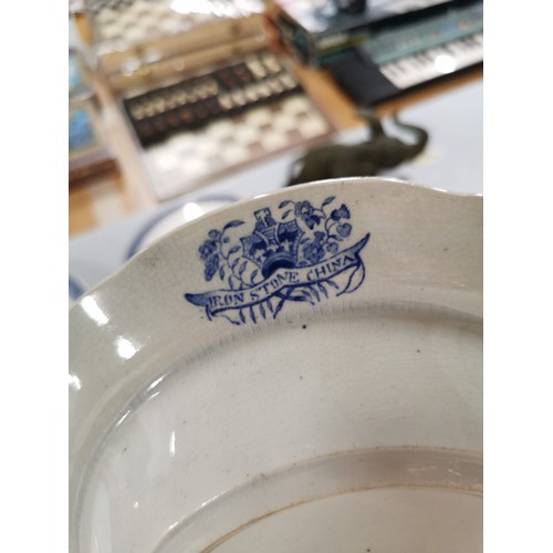 315 - Quantity of collectable china inc Royal Copenhagen denmark plate, Delf plate, willow pattern plates ... 