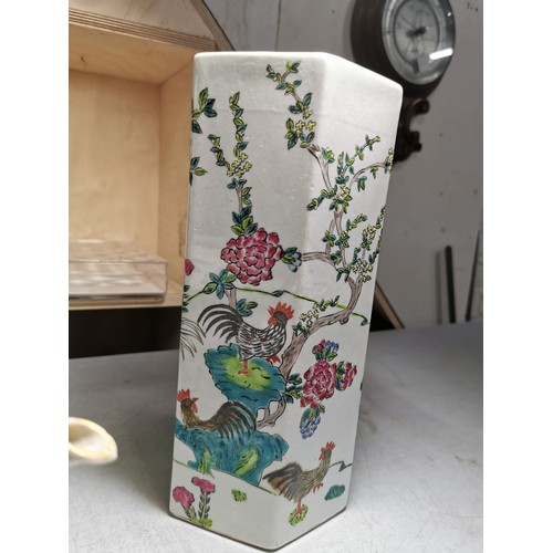 432 - 2x chinese / japanese flower vases along with a oriental wildlife design teapot missing its handle, ... 