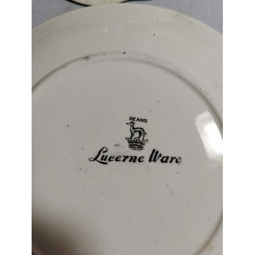 433 - 4x Dean's Lucerne Ware spiderweb and butterfly design plates, diameter 24cm