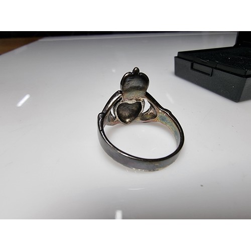 357 - A large 925 silver traditional Claddagh ring marked 925, still has its original vintage silver patin... 