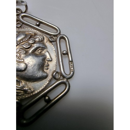 371 - A good quality vintage 925 silver tetradrachm Greek style pendant, in excellent clean condition. 4cm... 