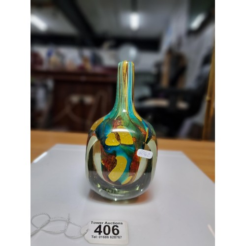 406 - A good quality Mdina vintage 1970's Maltese Art Glass Vase faceted on each side, presenting a colour... 