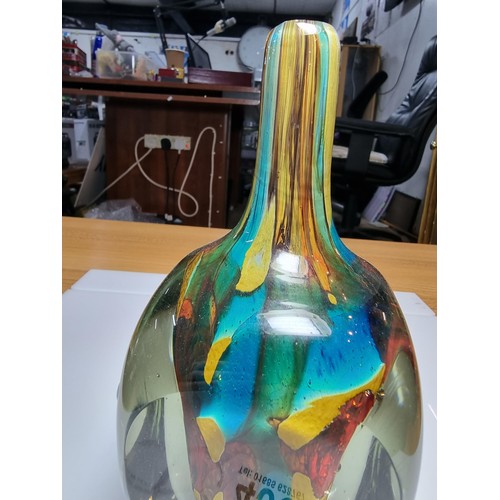 406 - A good quality Mdina vintage 1970's Maltese Art Glass Vase faceted on each side, presenting a colour... 