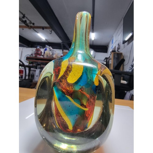 406 - A good quality Mdina vintage 1970's Maltese Art Glass Vase faceted on each side, presenting a colour... 