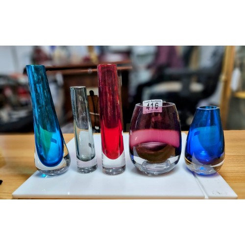 416 - A collection of 5x genuine Whitefriars glass vases, to include an Aubergine hambone vase, a kingfish... 