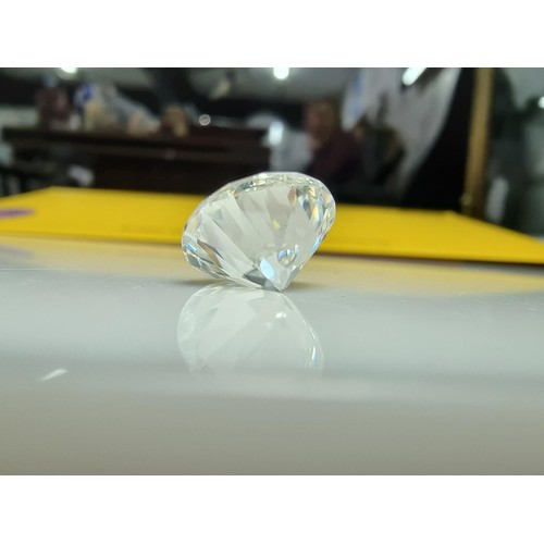 383 - A large 6ct (12mm) moissanite diamond by GRA with full COA and moissanite report. this moissanite di... 