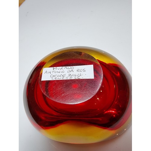 418 - A rare good quality vintage Murano Geode bowl with dimpled sides, presenting excellent colours from ... 