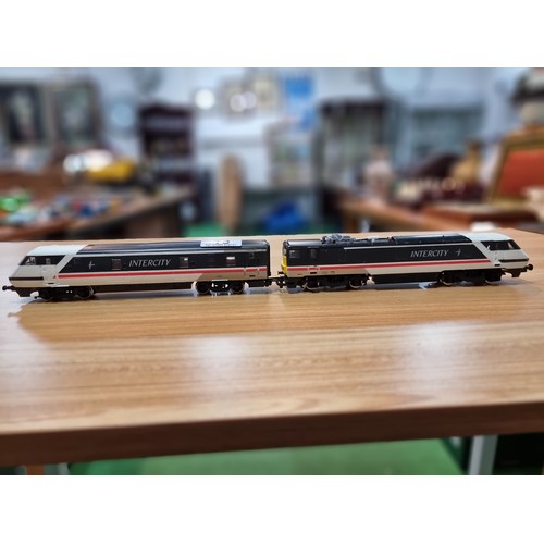 13 - A Hornby intercity 225 locomotive and DVT in swallow livery, unboxed in clean condition and runs.