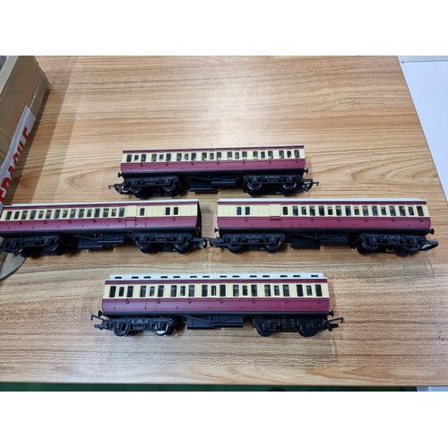 14 - 4x as new Hornby OO gauge cream over crimson clerestory coaches, unboxed in as new unused condition.