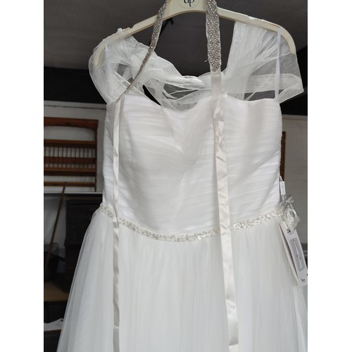 93 - A quantity of 6x various wedding dresses, some new with tags to include some good brand names, inclu... 